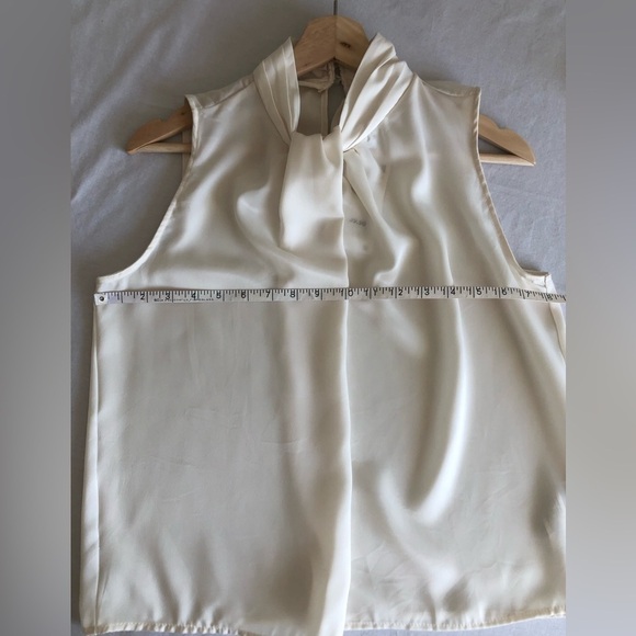 NWT Zara XS Knotted Satin Effect Top - Picture 14 of 16